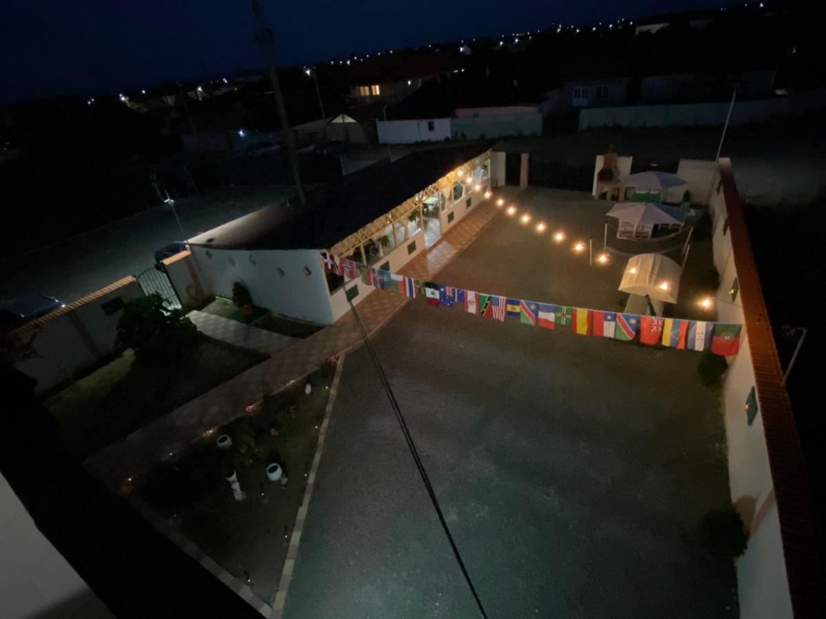 Vila Bella Două Mai Esterno foto