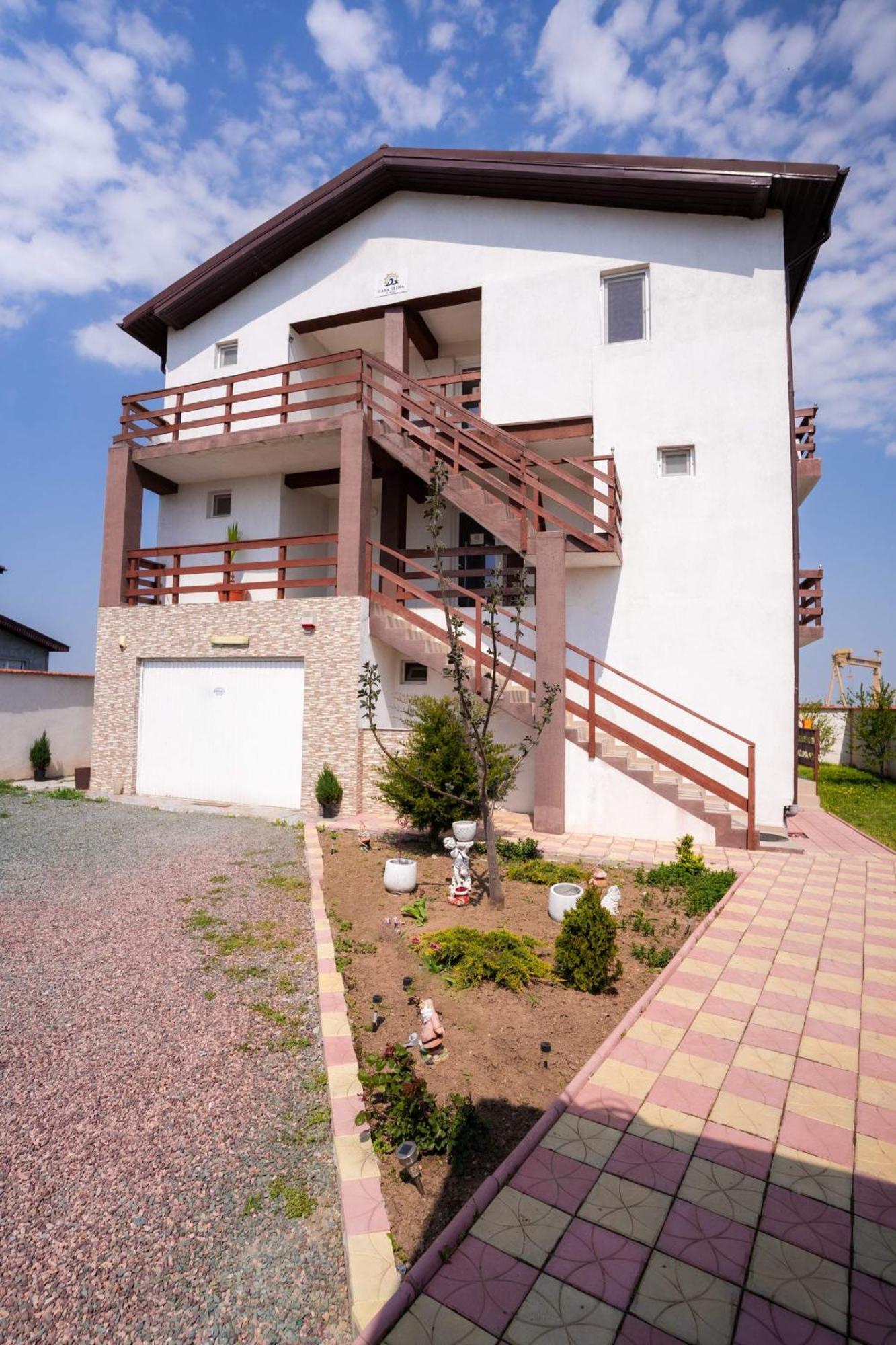 Vila Bella Două Mai Esterno foto